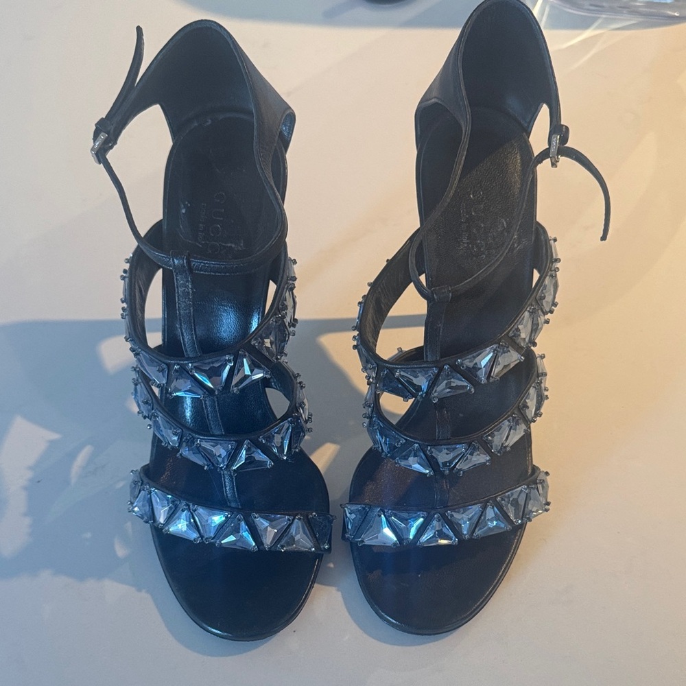Gucci cagey heels